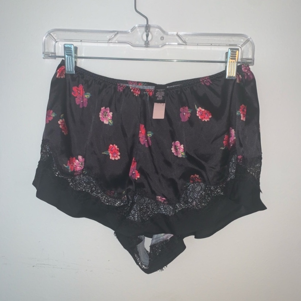 Victoria's Secret Black and Pink Floral Pajama Set - Picture 4 of 4